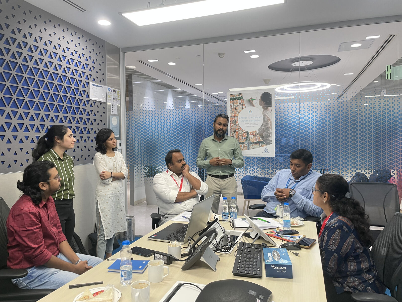 A T-SIG roundtable bringing government and corporate leaders together